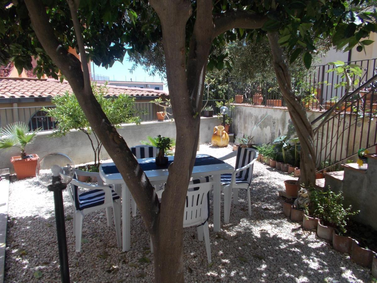 Villa Il Melograno Taormina Bagian luar foto