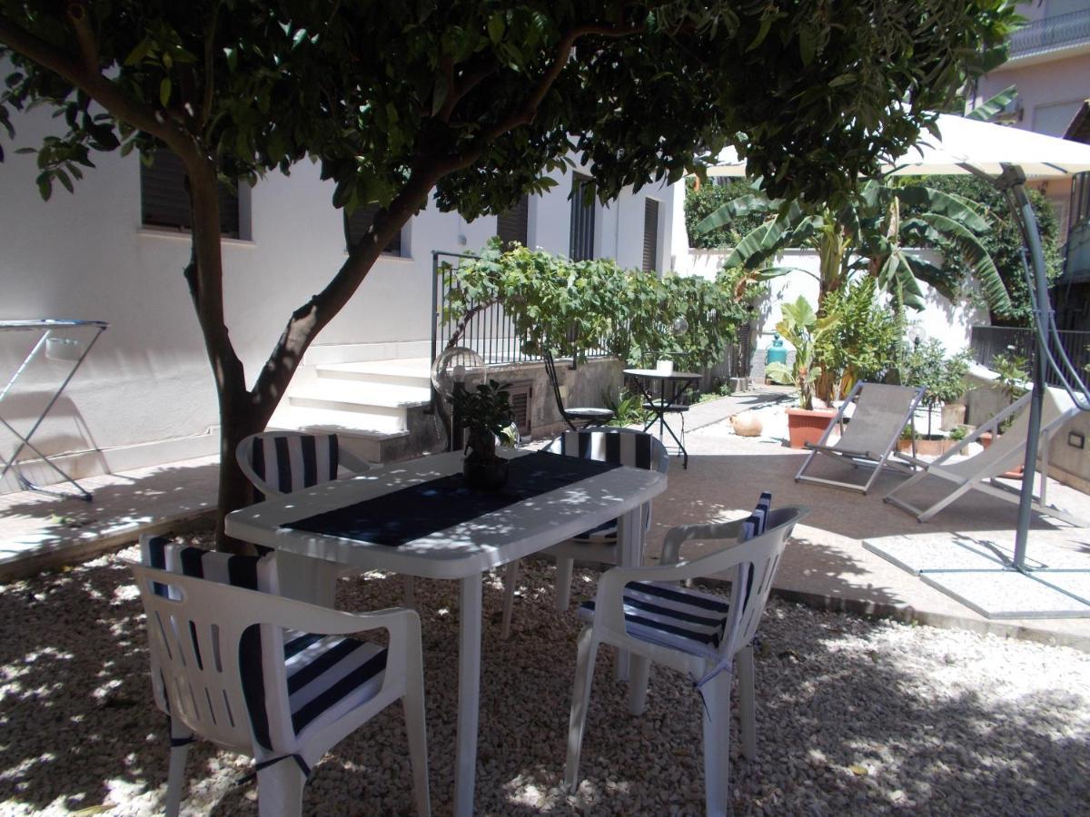Villa Il Melograno Taormina Bagian luar foto