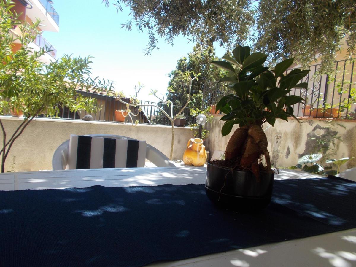 Villa Il Melograno Taormina Bagian luar foto