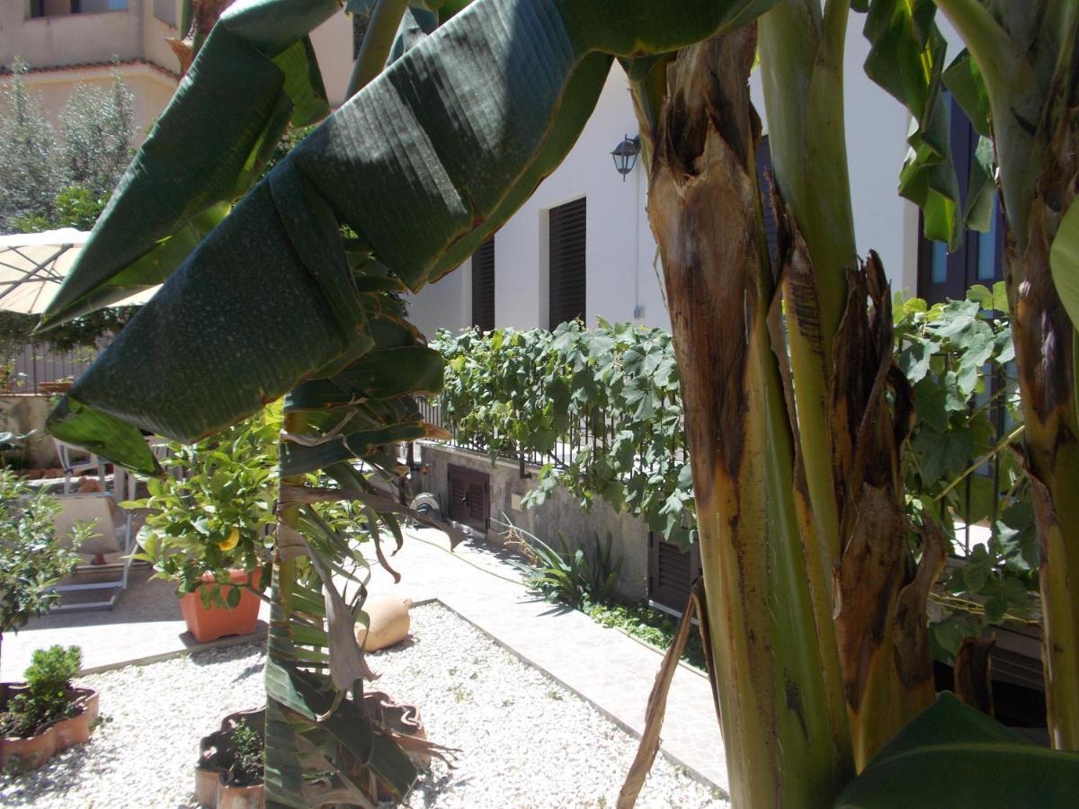 Villa Il Melograno Taormina Bagian luar foto