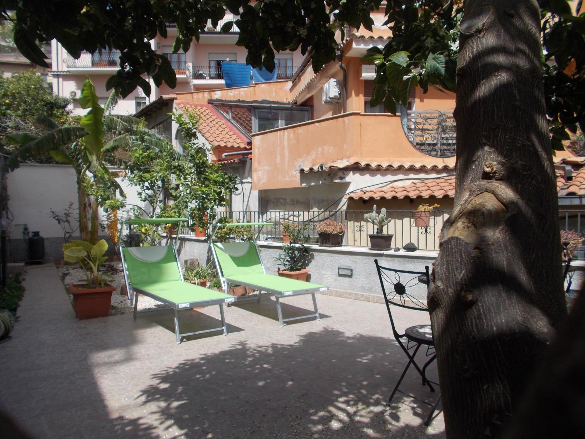 Villa Il Melograno Taormina Bagian luar foto